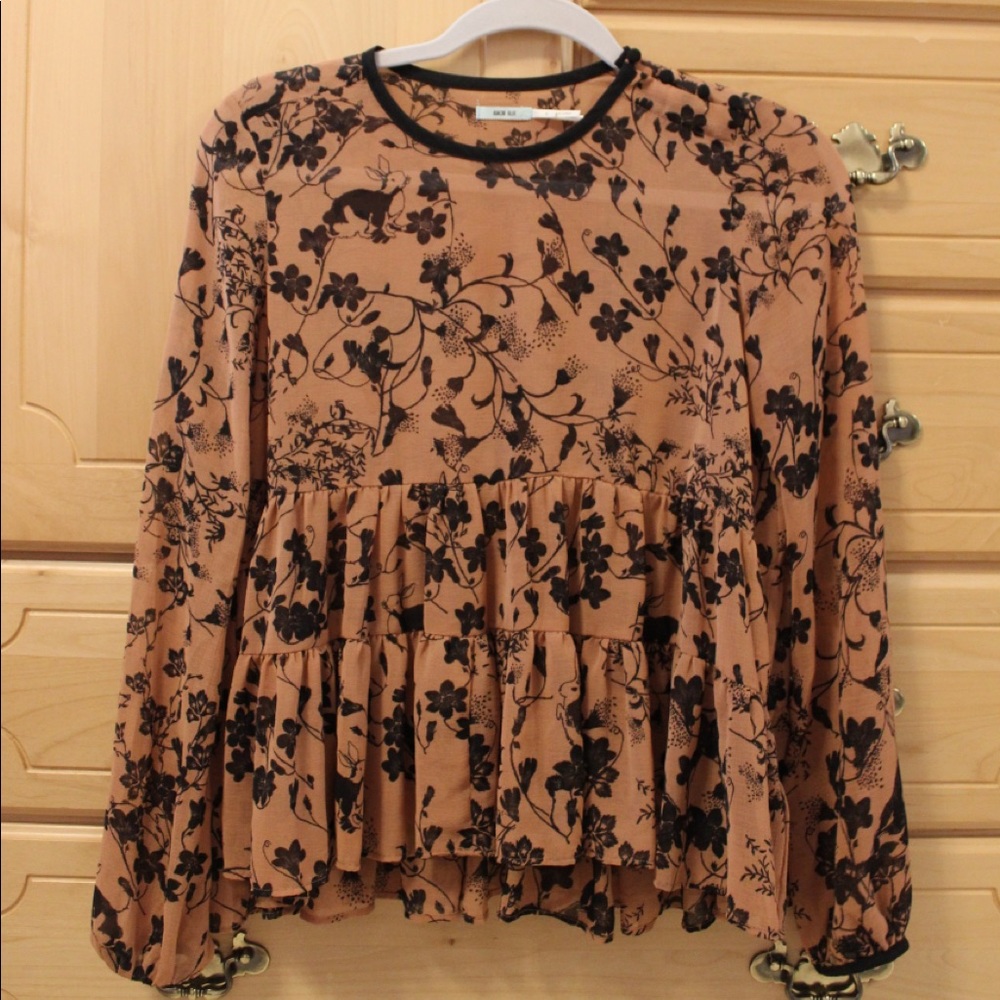 Kimchi Blue floral blouse